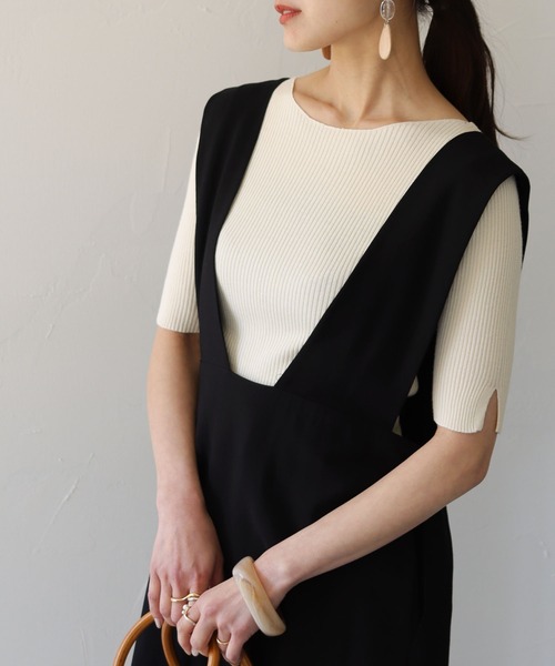 HER CLOSET（ハークローゼット）の「【cheriella】イージーケアCOOLタッチボートネック袖スリットリブニット（ニット/セーター・レディース・ブラック/サックスブルー/ピンク/アイボリー/グレイッシュベージュ/ブルー・M）」の7枚目の写真