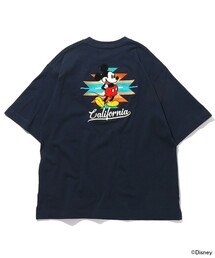 FREAK'S STORE（フリークスストア）の「WEB限定【DISNEY/ディズニー ミッキーマウス】ネイティブ柄 バック刺繍 クルーネックTシャツ（Tシャツ/カットソー）」