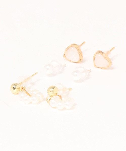 apres jour(アプレジュール)の「【apres jour×ARIAZ】ミニアソートピアス(ピアス(両耳用)・レディース・オフホワイト/ゴールド・FREE)」の6枚目の写真