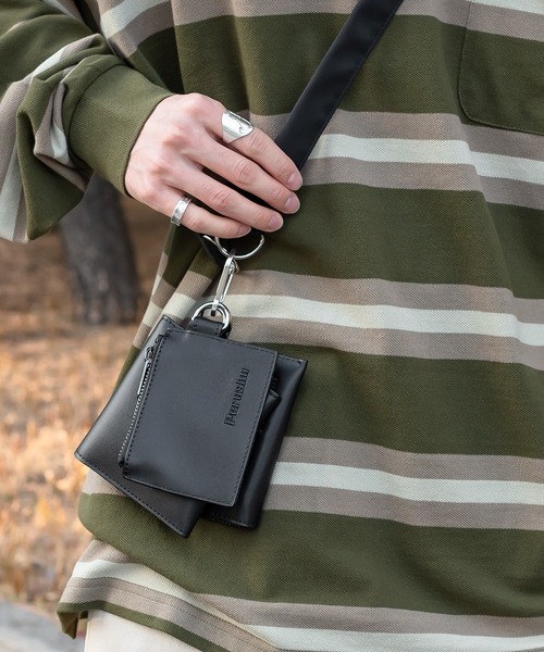 Perushu（ペルーシュ）の「レザーミニショルダーバッグ（ショルダー