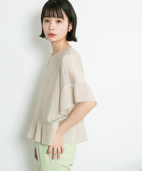 KBF(ケイビーエフ)の「『WEB/一部店舗限定』ミニプリーツ切替ブラウス(シャツ/ブラウス・レディース・ブラック/ベージュ/ブルー系その他・ONE)」の11枚目の写真