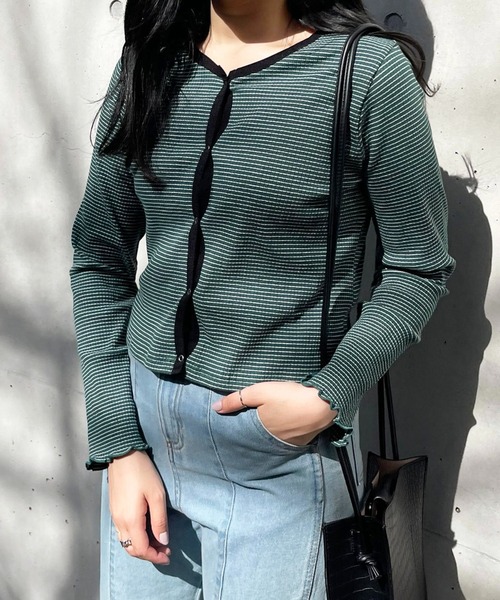 Mysa&Liina（ミーサリーナ）の「パイピングテレコトップス（Tシャツ/カットソー・レディース・チャコールグレー/イエロー/オフホワイト/グリーン・FREE）」の4枚目の写真