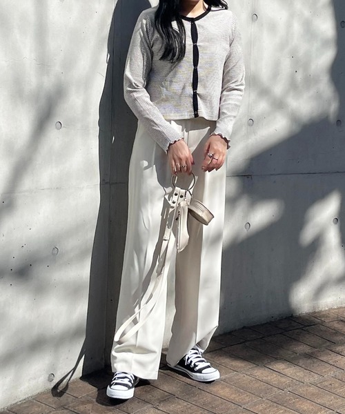 Mysa&Liina（ミーサリーナ）の「パイピングテレコトップス（Tシャツ/カットソー・レディース・チャコールグレー/イエロー/オフホワイト/グリーン・FREE）」の7枚目の写真