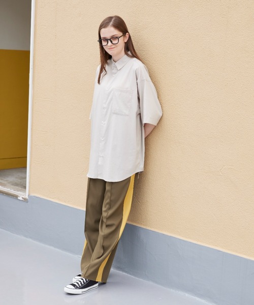 flaner(フラネ)の「Loose assort half sleeve shirt/ルーズアソート半袖シャツ(シャツ/ブラウス・レディース・ネイビー/サックスブルー/グレイッシュベージュ/ライトグレー/グレー・MEDIUM/LARGE)」の14枚目の写真