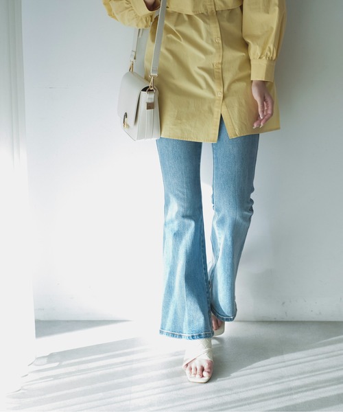 FREE'S MART(フリーズマート)の「カバーラインメッシュ風サンダル(サンダル・レディース・ホワイト/ブラック/ブルー・SMALL/MEDIUM)」の4枚目の写真