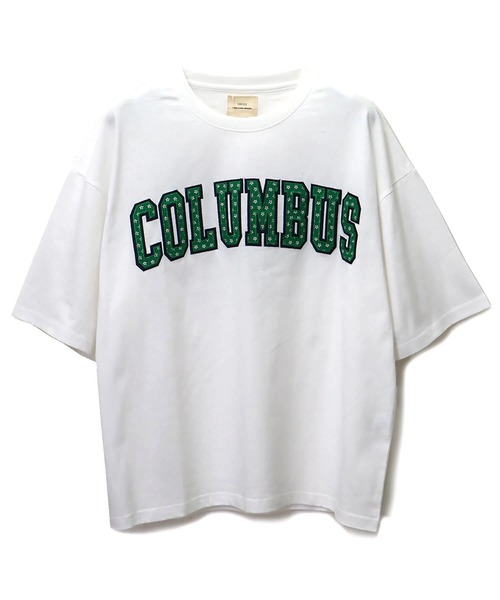 CORISCO(コリスコ)の「カレッジ刺繍半袖TEE(M1)(Tシャツ/カットソー・メンズ・ホワイト/ブラック/ホワイト系その他/ブラック系その他・MEDIUM/LARGE/X-LARGE)」の3枚目の写真