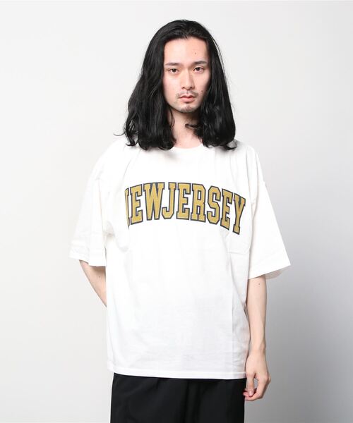CORISCO(コリスコ)の「カレッジ刺繍半袖TEE(M1)(Tシャツ/カットソー・メンズ・ホワイト/ブラック/ホワイト系その他/ブラック系その他・MEDIUM/LARGE/X-LARGE)」の7枚目の写真