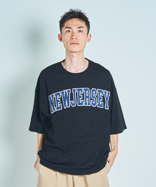 CORISCO(コリスコ)の「カレッジ刺繍半袖TEE(M1)(Tシャツ/カットソー・メンズ・ホワイト/ブラック/ホワイト系その他/ブラック系その他・MEDIUM/LARGE/X-LARGE)」の19枚目の写真