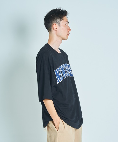 CORISCO(コリスコ)の「カレッジ刺繍半袖TEE(M1)(Tシャツ/カットソー・メンズ・ホワイト/ブラック/ホワイト系その他/ブラック系その他・MEDIUM/LARGE/X-LARGE)」の21枚目の写真