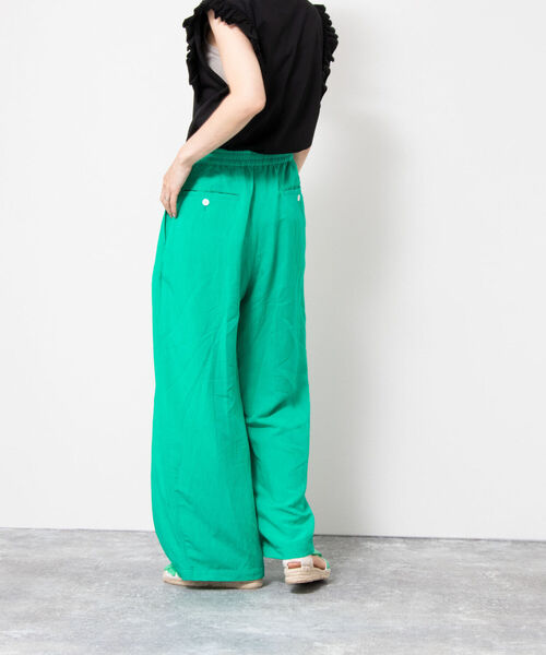 Rie Miller(リエミラー)の「タックワイドパンツ(その他パンツ・レディース・ベビーピンク/ブラック/グリーン・38/36)」の22枚目の写真