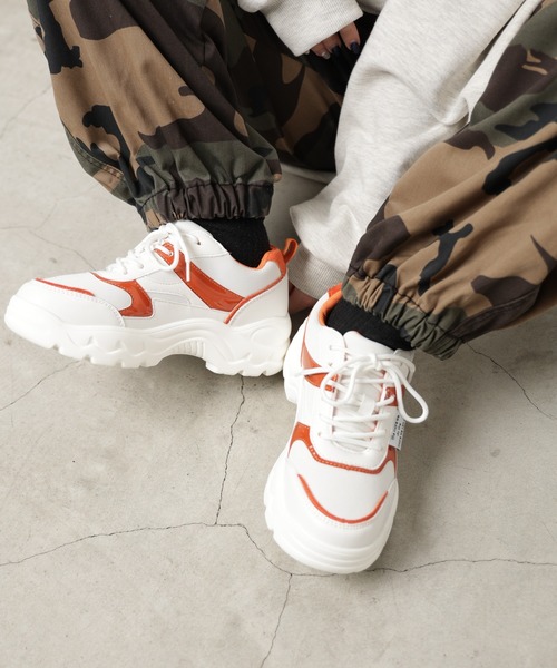 WEGO（ウィゴー）の「WEGO/タグエナメルメッシュスニーカー（スニーカー・レディース・ブルー/オレンジ/ブラック・MEDIUM/LARGE）」の11枚目の写真