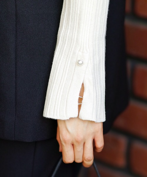 ENNEA(エンネア)の「【2022AWプレオーダー】手洗いできる♪MOCHIMODAバックパールハイネックもっちりリブニット(ニット/セーター・レディース・チャコールグレー/ブルー/ナチュラル・M)」の15枚目の写真