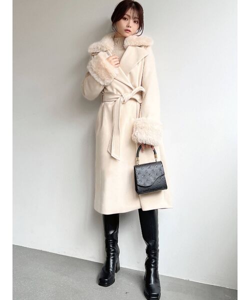 RESEXXY（リゼクシー）の「レディファーコート（その他アウター・レディース・ブラック/ブラウン/アイボリー・FREE）」の8枚目の写真