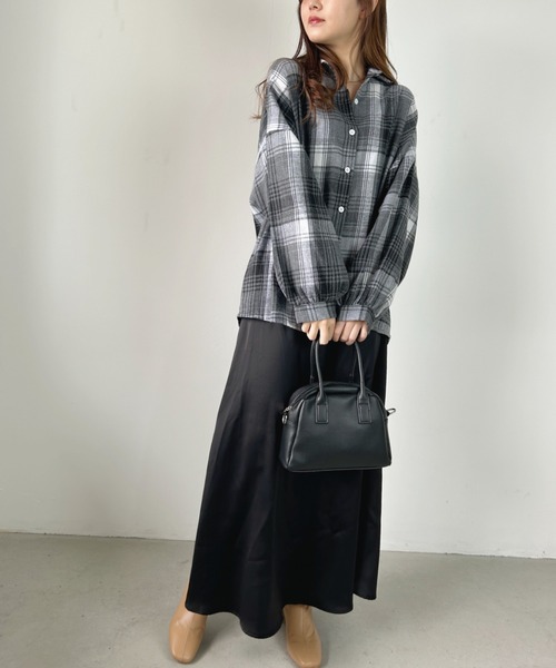 CLEA(クレア)の「ボリューム袖チェックネル風オーバーサイズシャツ(シャツ/ブラウス・レディース・ブラウン/イエロー/ブルー/ブラック・FREE)」の10枚目の写真