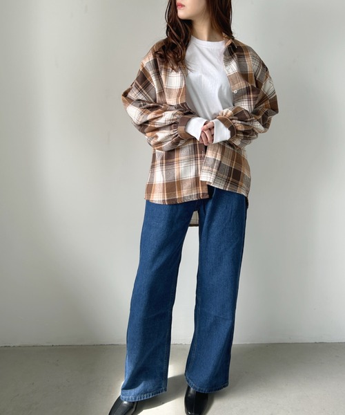 CLEA(クレア)の「ボリューム袖チェックネル風オーバーサイズシャツ(シャツ/ブラウス・レディース・ブラウン/イエロー/ブルー/ブラック・FREE)」の18枚目の写真