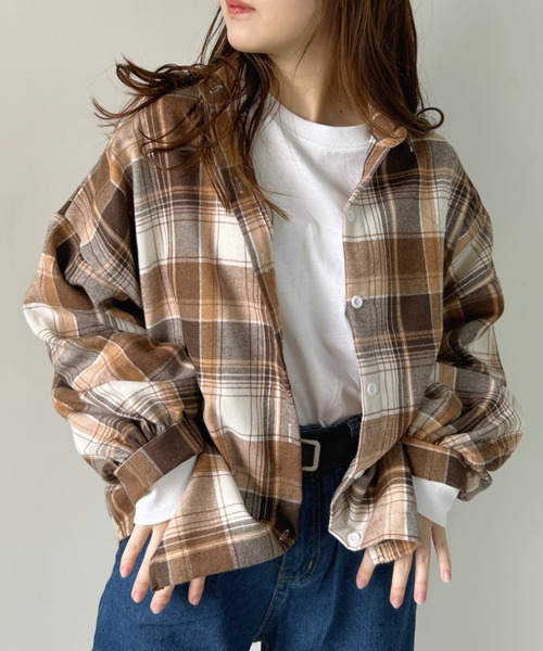 CLEA(クレア)の「ボリューム袖チェックネル風オーバーサイズシャツ(シャツ/ブラウス・レディース・ブラウン/イエロー/ブルー/ブラック・FREE)」の13枚目の写真