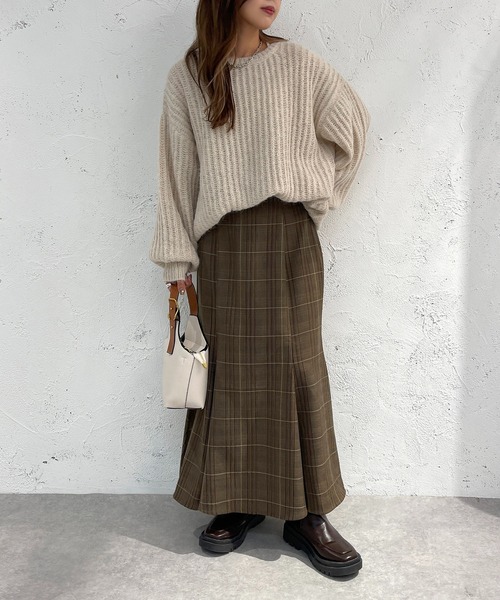 apres jour mignon(アプレジュールミニョン)の「モヘアライクカタアゼニット【ZOZOTOWN限定アイテム】(ニット/セーター・レディース・カーキ/パープル/ブラック/オレンジ/アイボリー・フリー/X-LARGE)」の9枚目の写真