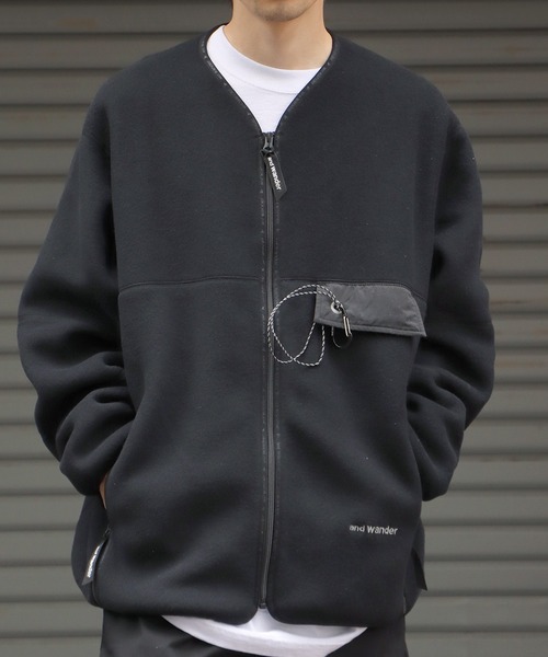 and wander（アンドワンダー）の「and wander/アンドワンダー wool