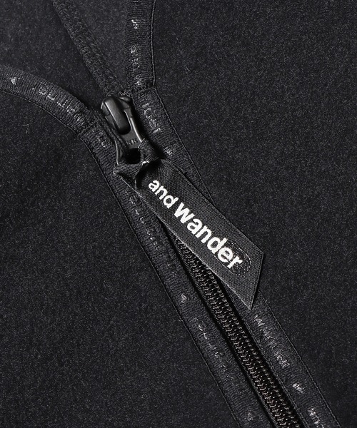 and wander（アンドワンダー）の「and wander/アンドワンダー wool