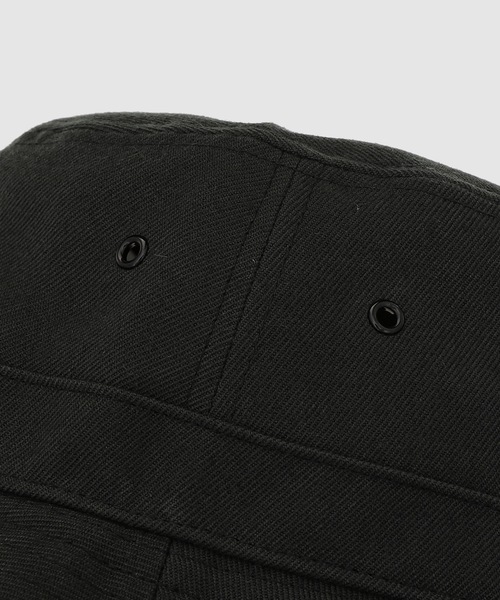 MARCELO BURLON（マルセロ・バーロン）の「CROSS BUCKET（ハット・メンズ・ブラック×ホワイト・FREE）」の3枚目の写真