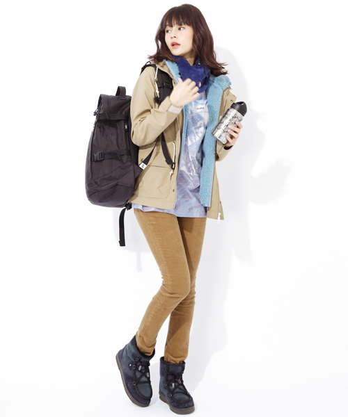 X-girl（エックスガール）の「FLUFFY NECK WARMER（ネックウォーマー/スヌード・レディース・ホワイト/ブラック/ベージュ/グリーン/ネイビー・ONE SIZE）」の11枚目の写真