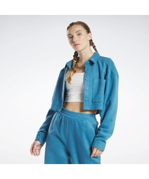 Reebok(リーボック)の「ワイド フリース レイヤー / CL WDE FLEECE LAYER(その他アウター・レディース・ブルー/ベージュ/ブラック・LARGE/MEDIUM/SMALL/X-LARGE)」の1枚目の写真