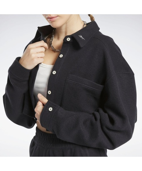 Reebok(リーボック)の「ワイド フリース レイヤー / CL WDE FLEECE LAYER(その他アウター・レディース・ブルー/ベージュ/ブラック・LARGE/MEDIUM/SMALL/X-LARGE)」の15枚目の写真