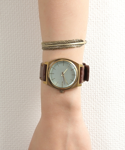NIXON（ニクソン）の「THE TIME TELLER（アナログ腕時計・メンズ・ブラウン系その他/コーラル/ゴールド系その他/その他1/その他2/その他3/ブラック系その他/その他4/その他5/その他6/その他7/シルバー系その他/その他9/その他8/ホワイト×ゴールド/その他10/ブラック×ゴールド/その他12/ローズ/その他11/シルバー・FREE）」の17枚目の写真