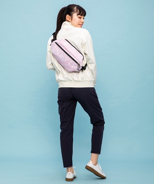 le coq sportif（ルコックスポルティフ）の「ボディバッグ（ボディ