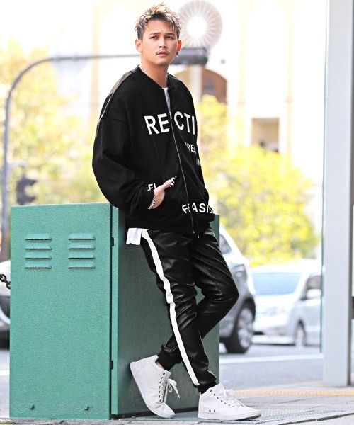 LUXSTYLE（ラグスタイル）の「PUレザージョガーパンツ（その他パンツ・メンズ・ブラック/ブラック×ホワイト・M/L/XL）」の8枚目の写真