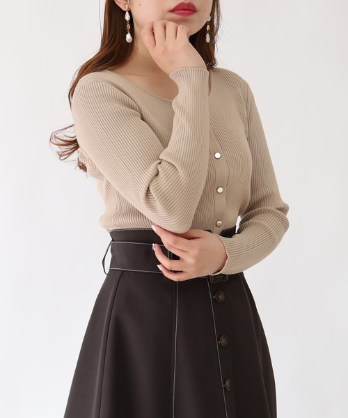 TRUDEA(トルディア)の「スリットネックリブカーディガン(カーディガン/ボレロ・レディース・ホワイト/ブラック/グレイッシュベージュ/ネイビー・MEDIUM/LARGE)」の4枚目の写真