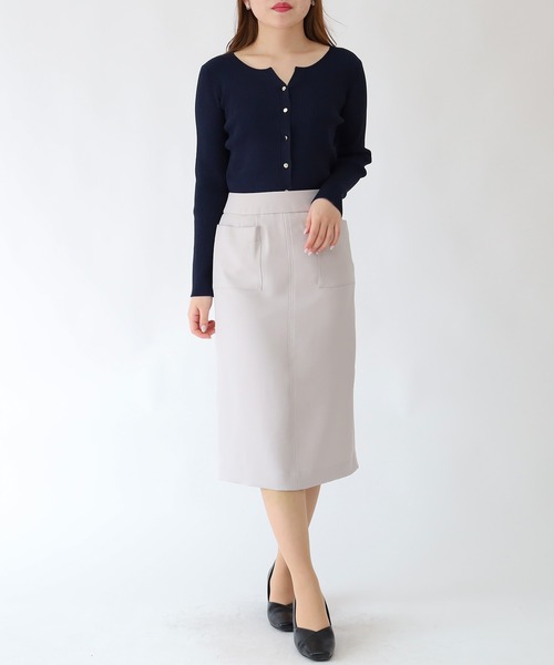 TRUDEA(トルディア)の「スリットネックリブカーディガン(カーディガン/ボレロ・レディース・ホワイト/ブラック/グレイッシュベージュ/ネイビー・MEDIUM/LARGE)」の16枚目の写真