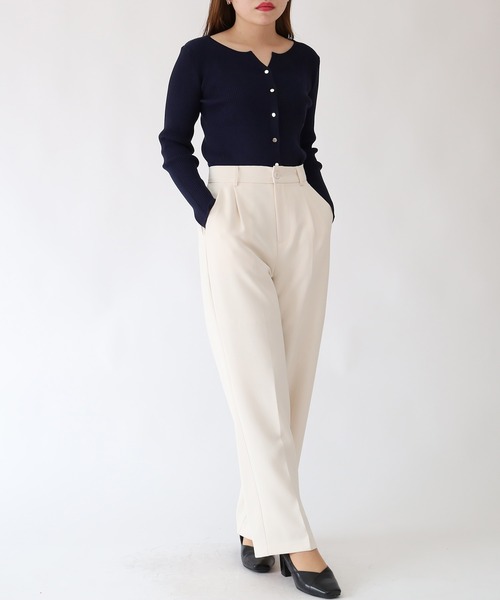 TRUDEA(トルディア)の「スリットネックリブカーディガン(カーディガン/ボレロ・レディース・ホワイト/ブラック/グレイッシュベージュ/ネイビー・MEDIUM/LARGE)」の17枚目の写真