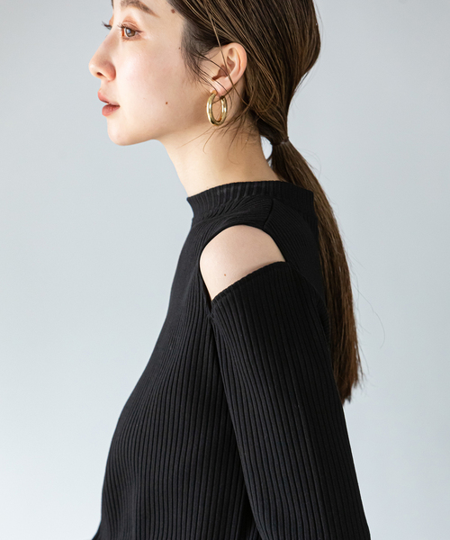 Noble（ノーブル）の「トタンテレコショルダーオープンワンピース（ワンピース・レディース・ベージュ/ブラック・FREE）」の3枚目の写真