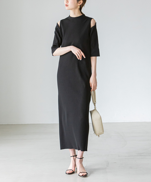 Noble（ノーブル）の「トタンテレコショルダーオープンワンピース（ワンピース・レディース・ベージュ/ブラック・FREE）」の5枚目の写真