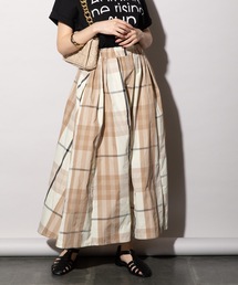 シャカシャカタフタチェックスカート