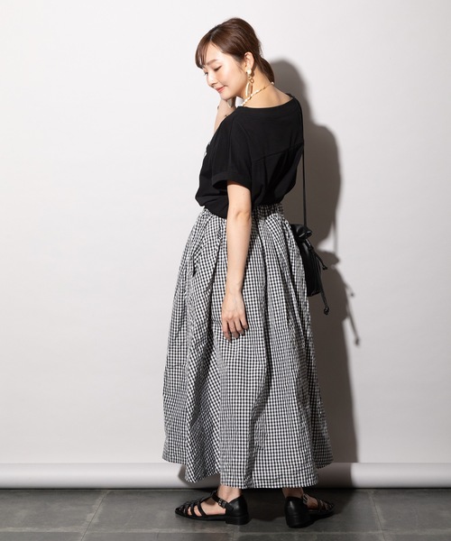 MHBG TOKYO（エムエイチビージートーキョー）の「シャカシャカタフタチェックスカート（スカート・レディース・ネイビー系/ブラック×ホワイト/アイボリー/ネイビー/ベージュ/チェック/ブルー系その他/ネイビー系1/オレンジ/カーキ・FREE）」の12枚目の写真