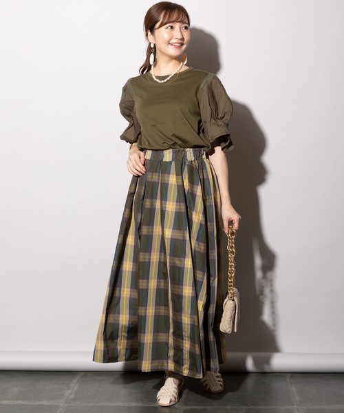 MHBG TOKYO（エムエイチビージートーキョー）の「シャカシャカタフタチェックスカート（スカート・レディース・ネイビー系/ブラック×ホワイト/アイボリー/ネイビー/ベージュ/チェック/ブルー系その他/ネイビー系1/オレンジ/カーキ・FREE）」の22枚目の写真