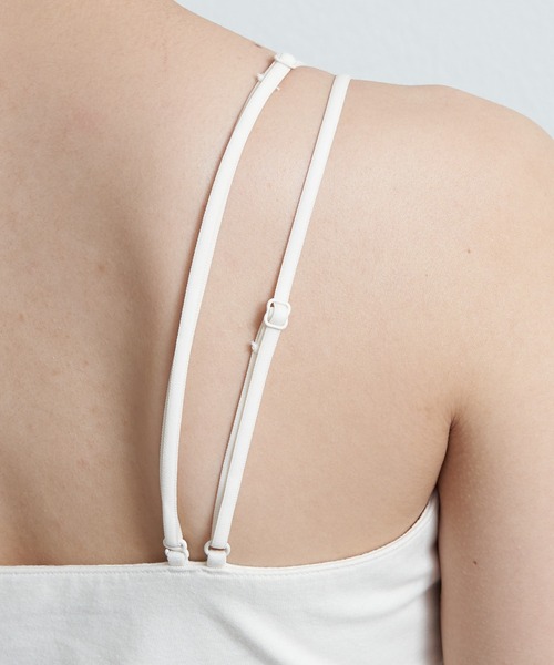 COLONY 2139（コロニートゥーワンスリーナイン）の「カップ付コットンベア2WAYアシメキャミソール（キャミソール・レディース・ブラック/アイボリー・MEDIUM/LARGE）」の3枚目の写真