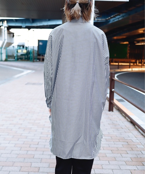 rovtski(ロフトスキー)の「英字ストライプ切替ロングシャツ(シャツ/ブラウス・レディース・ブルー/ブラック・FREE)」の21枚目の写真