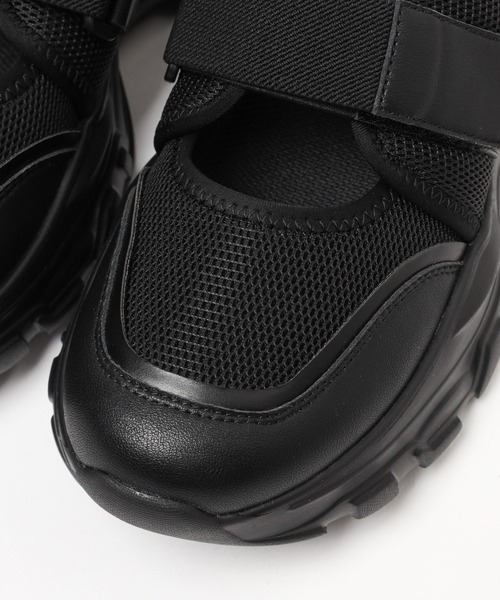 LOWRYS FARM（ローリーズファーム）の「スニーカーサンダル　190701（サンダル・レディース・ホワイト/ブラック・MEDIUM/LARGE）」の21枚目の写真