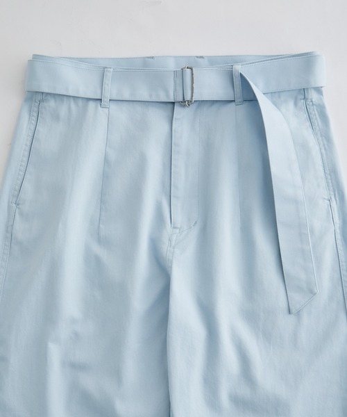 ADAM ET ROPE'（アダムエロペ）の「【CO.Organics】ライトカツラギ ワイドフォルム ベルテッド パンツ / ユニセックス / セットアップ対応（その他パンツ・メンズ・スミクロ/グリーン/サックスブルー・L/M）」の7枚目の写真
