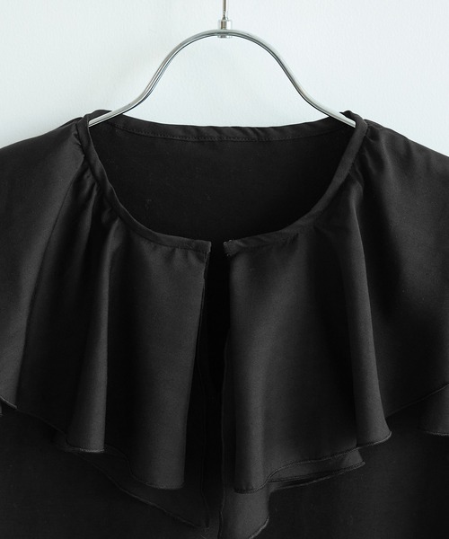 ROPE'（ロペ）の「【洗える】布帛ラッフル襟カットソー（Tシャツ/カットソー・レディース・ホワイト/ブラック/ベージュ系その他2・38）」の13枚目の写真