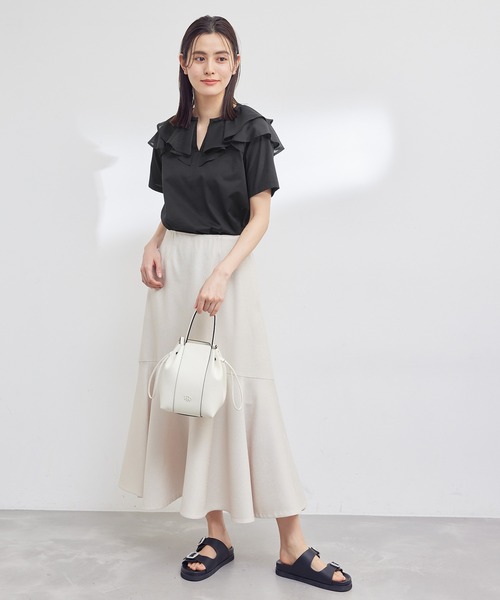 ROPE'（ロペ）の「【洗える】布帛ラッフル襟カットソー（Tシャツ/カットソー・レディース・ホワイト/ブラック/ベージュ系その他2・38）」の18枚目の写真