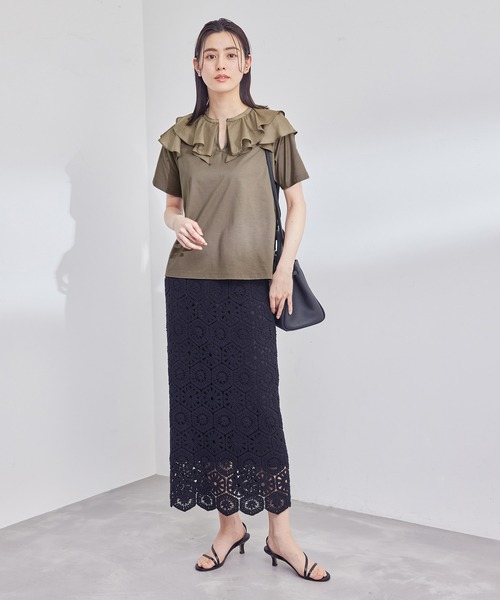 ROPE'（ロペ）の「【洗える】布帛ラッフル襟カットソー（Tシャツ/カットソー・レディース・ホワイト/ブラック/ベージュ系その他2・38）」の8枚目の写真