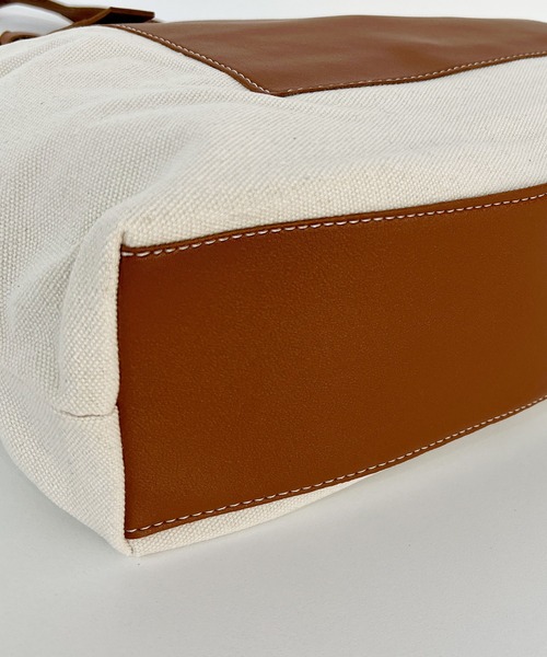 CEMONEMO（セモネモ）の「【A4サイズ収納可能】 配色レザー キャンバス トートバッグ（トートバッグ・レディース・モカ・FREE）」の5枚目の写真