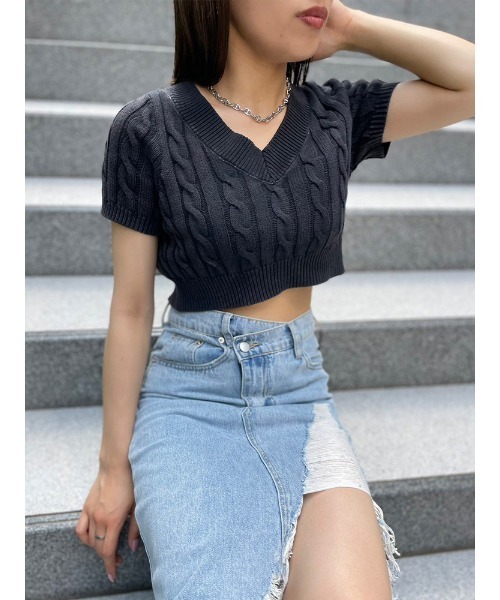 ENVYM（アンビー）の「ケーブルニットトップス（ニット/セーター・レディース・ブラック/ブルー/ピンク・FREE）」の5枚目の写真