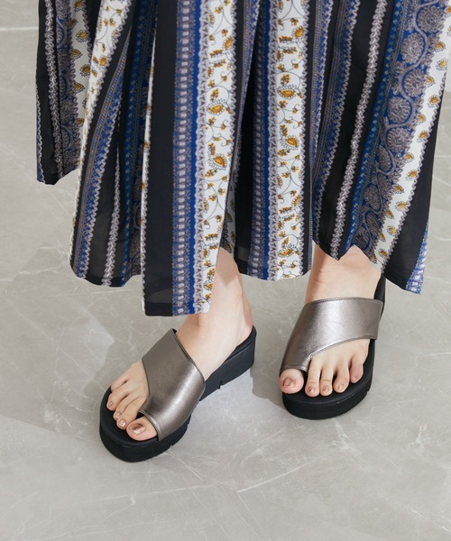 KATHARINE ROSS(キャサリンロス)の「【KATHARINE ROSS】ATELIER BRUGGE/アトリエブルージュ トングサンダル(サンダル・レディース・ライトグレー・SMALL/MEDIUM)」の15枚目の写真