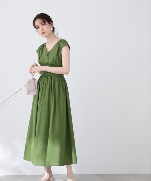 N.（N. Natural Beauty Basic）（エヌエヌナチュラルビューティーベーシック）の「【S Size Line】◆Ｖネックギャザーワンピース（ワンピース・レディース・グリーン/スモークピンク/ブルー/ブルー系その他/ブラック・SMALL/MEDIUM）」の18枚目の写真