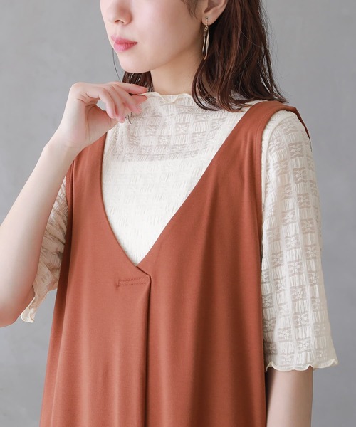 n'OrLABEL（ノアールレーベル）の「【廃盤】『ブロックチェック×花柄レースメローカットソー』（Tシャツ/カットソー・レディース・アイボリー/ライトブルー/ブラック・1/2）」の2枚目の写真